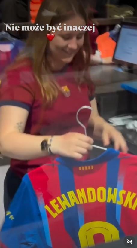 Wielkie oblężenie w sklepie przed ostatnim meczem Lewandowskiego, fot. Instagram