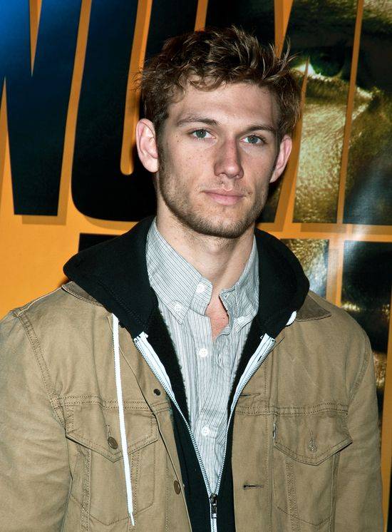 Alex Pettyfer – filmowy Christian Grey?