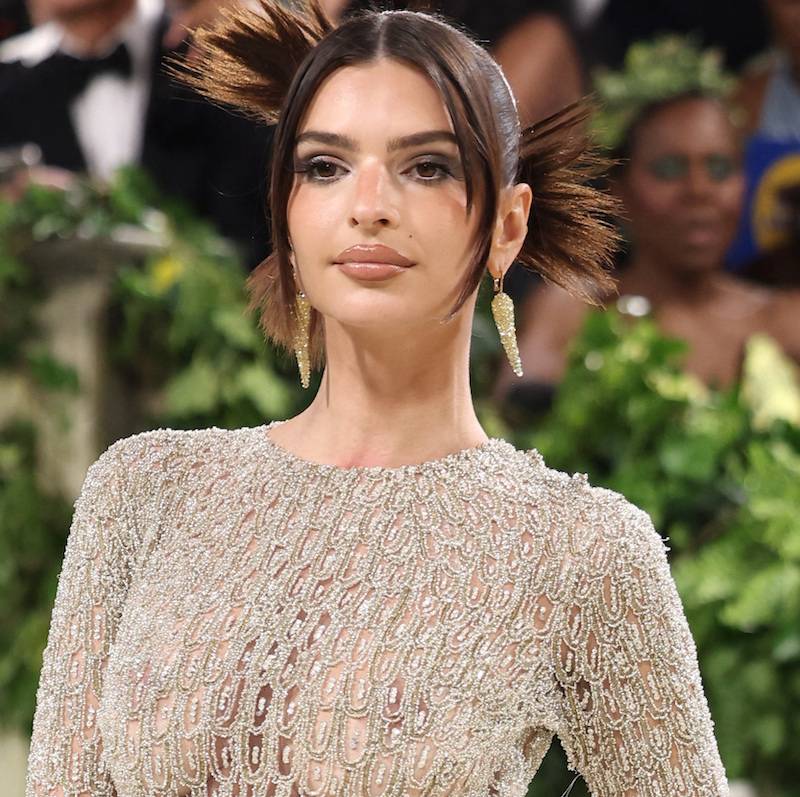 Emily Ratajkowski na Gali Met 2024 odsłoniła wszystko, co mogła…(ZDJĘCIA)