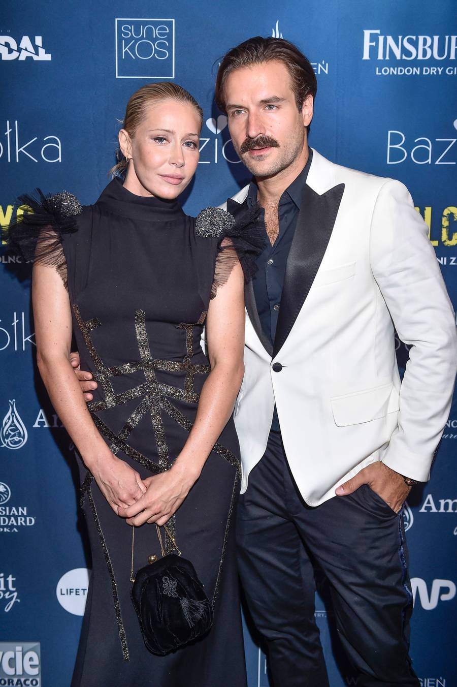 TŁUM gwiazd na premierze „Wilczycy” Sylwii Koperskiej. Rośnie konkurencja dla Blanki Lipińskiej?