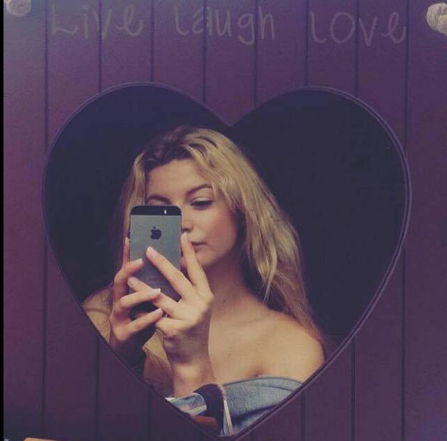 To SELFIE sprawiło, że rodzina dowiedziała się o LOSIE córki