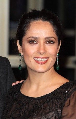 salma-hayek-R1