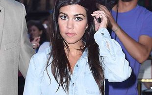 Czy u Kourtney Kardashian widać już brzuszek? (FOTO)