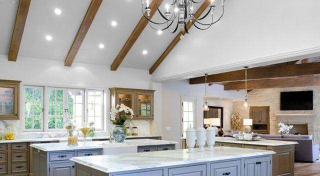 Kim i Kanye West kupili rezydencję za 20 milionów dolarów