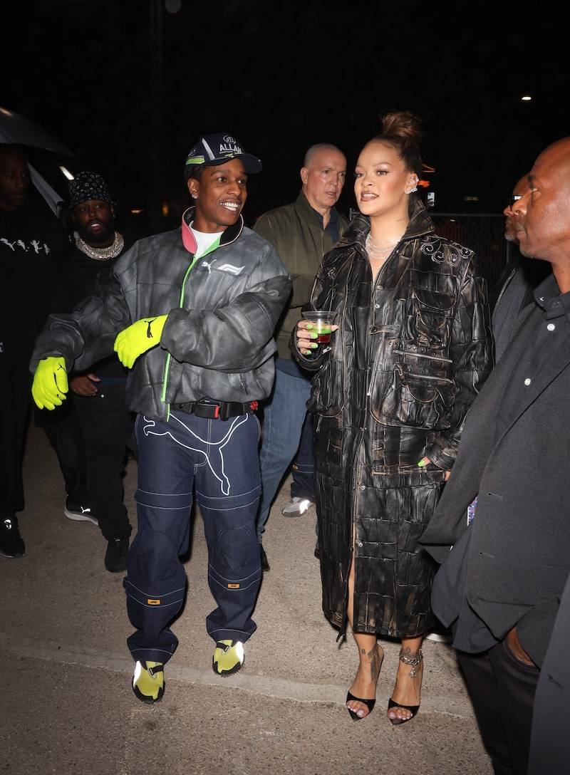 Rihanna wspiera ukochanego w Las Vegas. Jak oni się kochają! (WIDEO)