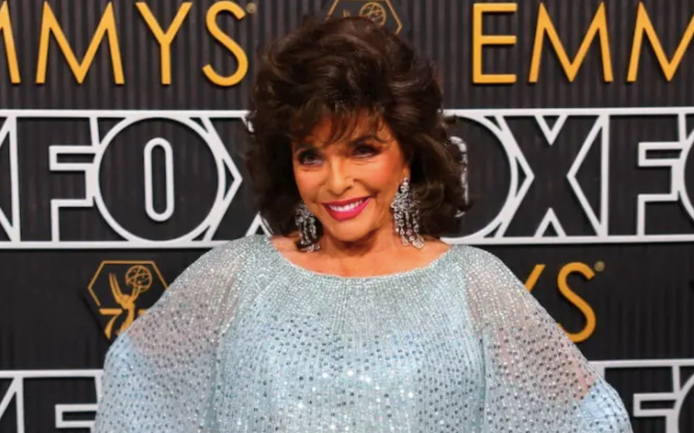 91-letnia Joan Collins nie zwalnia tempa. Właśnie wystąpiła w zabawnej reklamie [wideo]