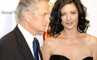 Michael Douglas: Przy Catherine muszę brać Viagrę!