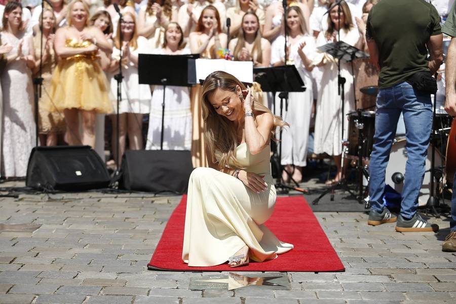 Wzruszający i historyczny moment Dody! Została upamiętniona w Alei Gwiazd w Opolu (FOTO)