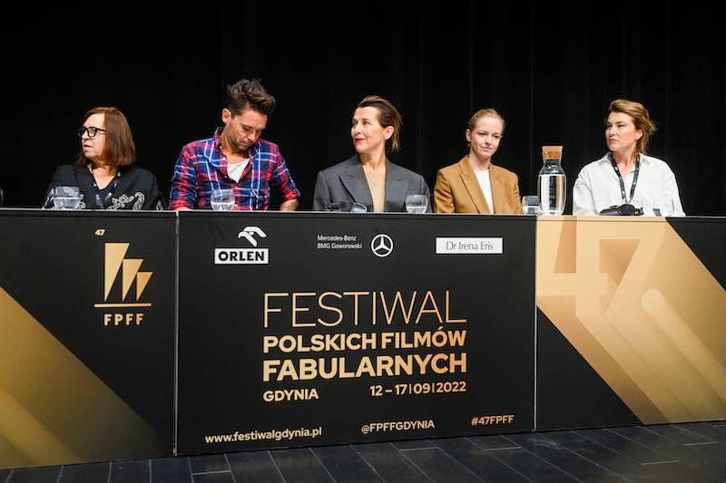 Festiwal Filmowy w Gdyni (DZIEŃ 3). Maja Ostaszewska zachwyciła w czerwonym komplecie