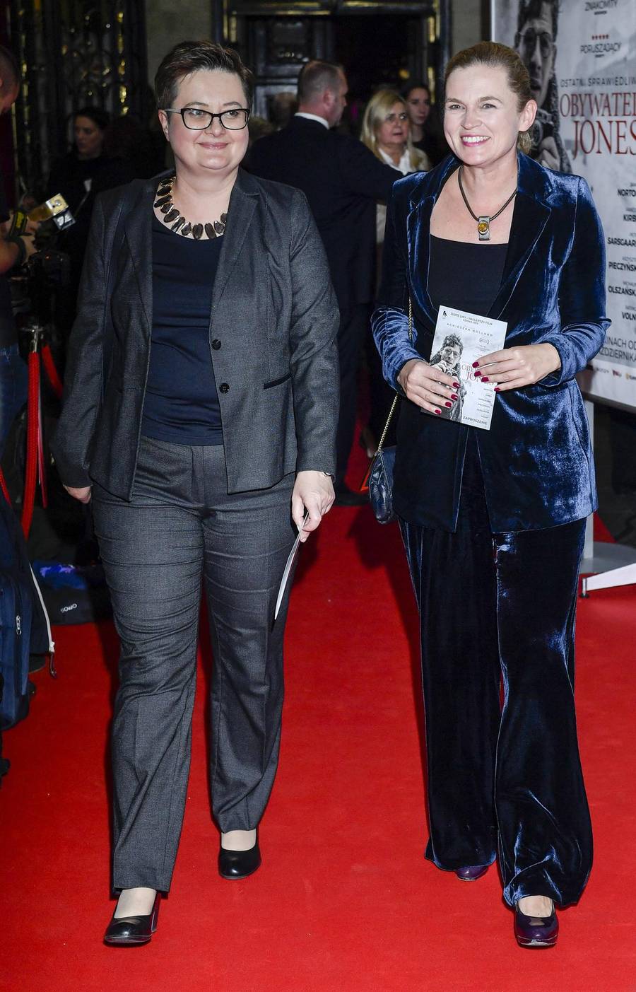 Premiera filmu Agnieszki Holland. Anja Rubik, Maciej Stuhr z partnerką i POLITYCY