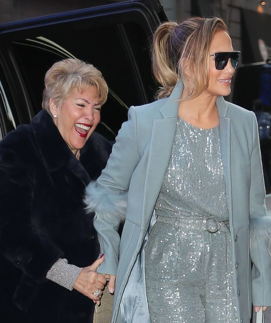 Guadalupe Rodríguez, mama Jennifer Lopez UDERZONA w TWARZ przez fana córki