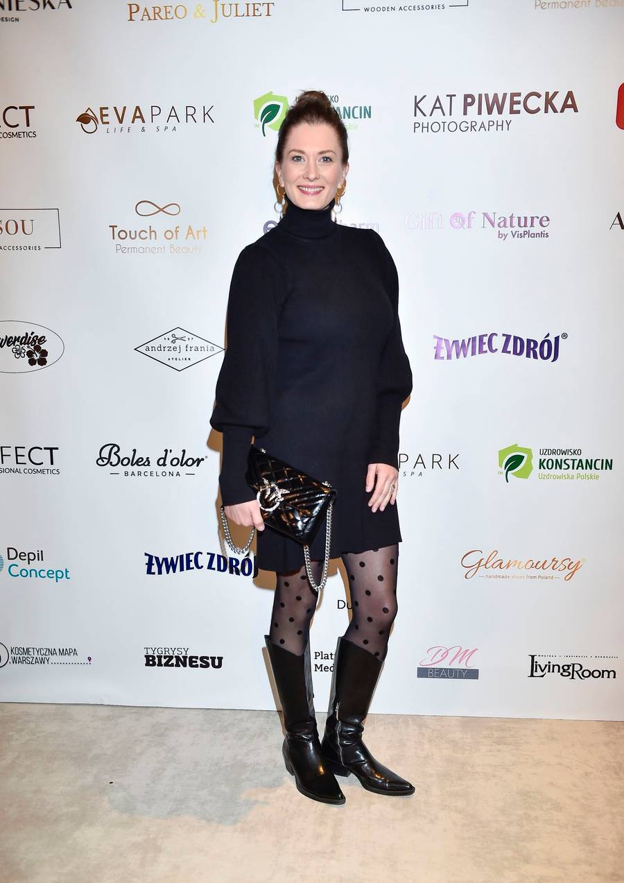 Gwiazda “Na Wspólnej” niedawno urodziła. Teraz zachwyca sylwetką