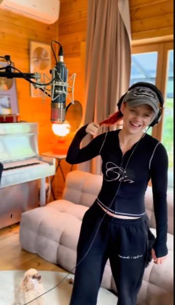 Margaret zamieszkała w środku lasu. Tak wygląda jej dom w Polsce