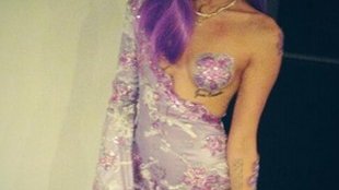 Za kogo przebrała się Miley Cyrus na Halloween? (FOTO)