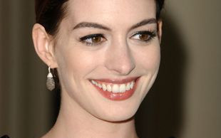 Roztańczona Anne Hathaway (VIDEO)