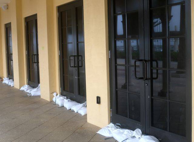 Huragan Irma jest już 40 km od Florydy (ZDJĘCIA+VIDEO)