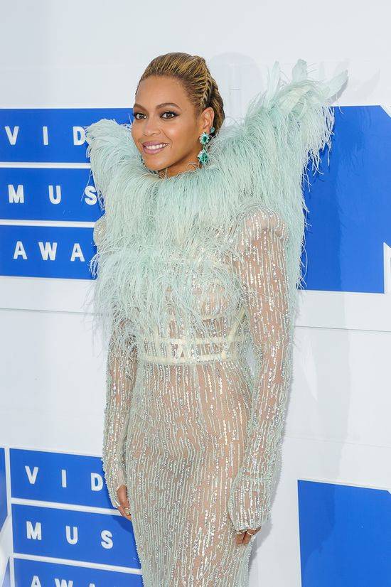 Jak Beyonce wygląda po urodzeniu bliźniaków?