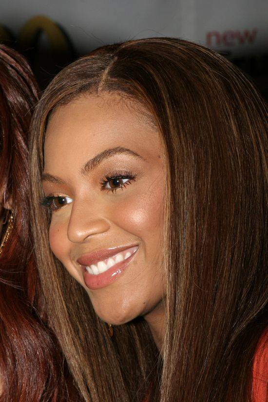 Beyonce zmarła w wypadku samochodowym? I to 16 lat temu?