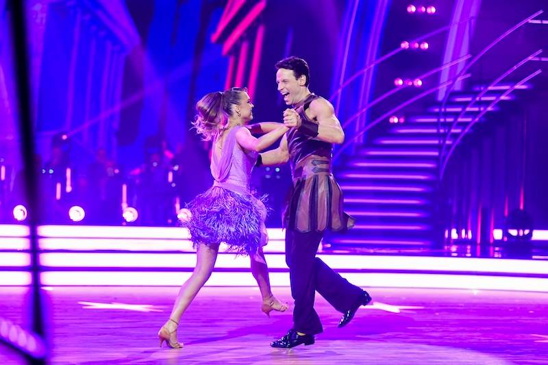 Odcinek “Tańca z gwiazdami” pełen emocji. Odpadły aż dwie pary! (ZDJĘCIA)