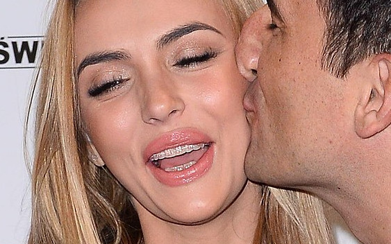 Marcela Leszczak w zaawansowanej ciąży na salonach (ZDJĘCIA)