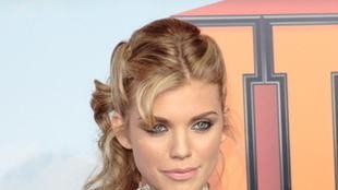 AnnaLynne McCord chce być sexy (FOTO)