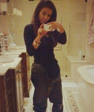 kim-kardashian-17-R1