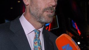Debiut Hugh Laurie na Kozaczku (FOTO)