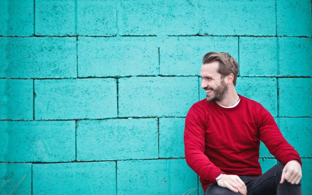 Bluza męska – z czym i kiedy nosić? Zainspiruj się!