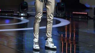 Nie uwierzysz, jakim samochodem wozi się Michał Szpak