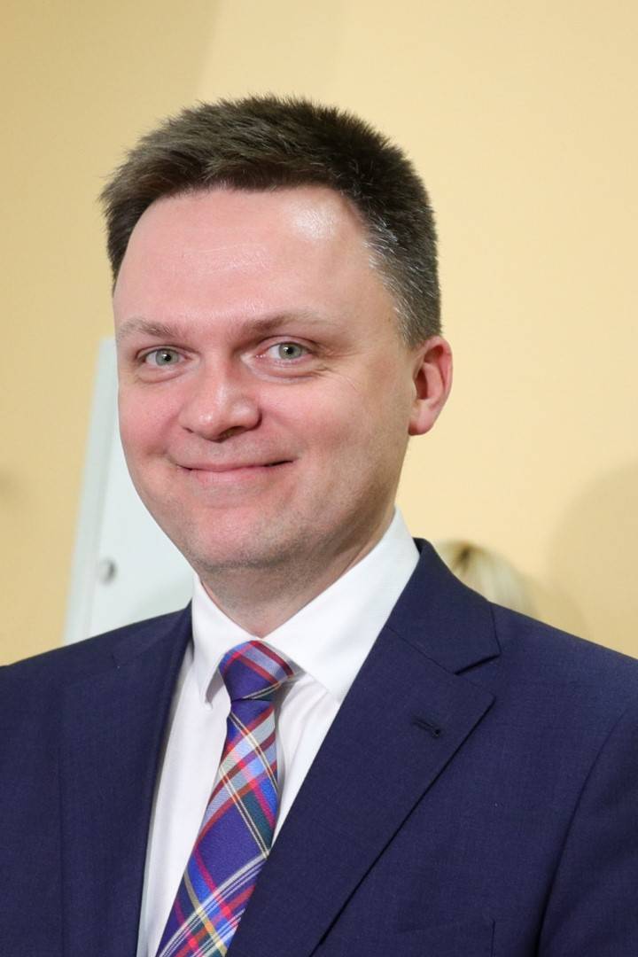 Sprzedawca chleba, brydżysta, instruktor żeglarstwa… Oto PIERWSZE prace polskich polityków!