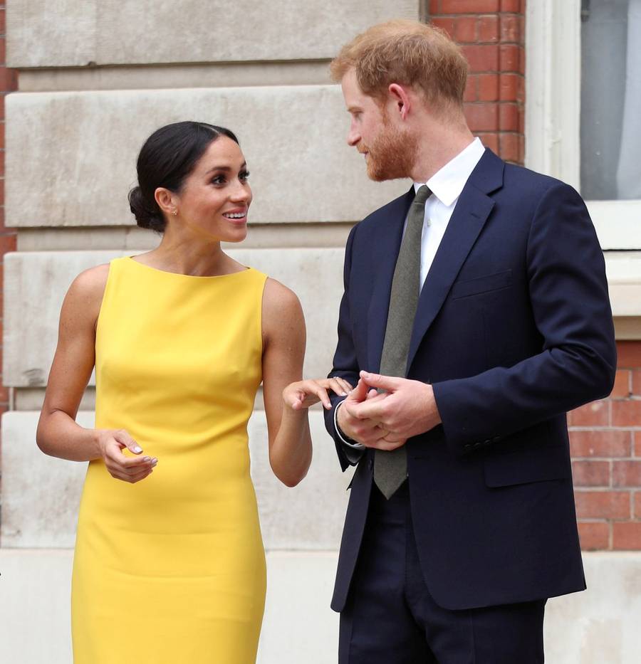 Księżna Meghan nie stosuje się do zaleceń królowej Elżbiety