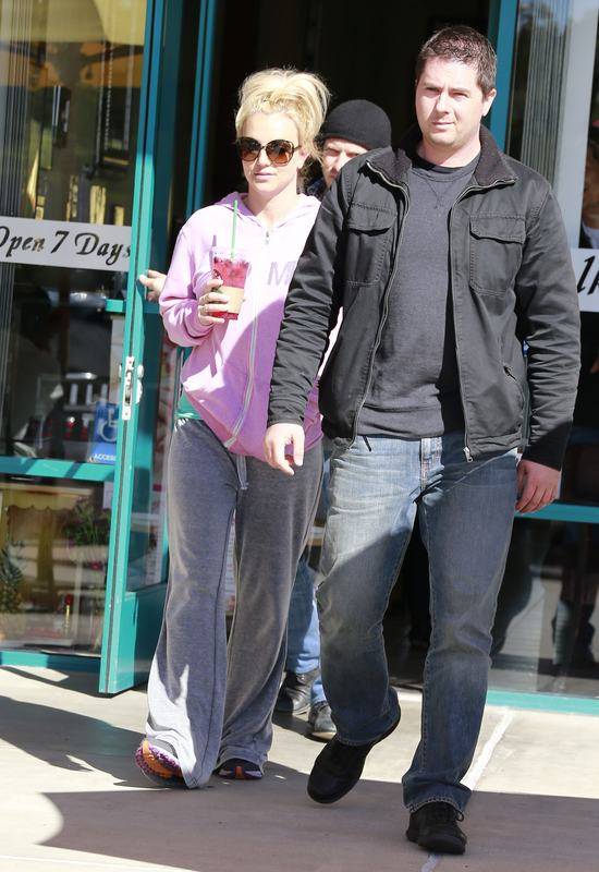 Britney Spears odwiedziła salon pielęgnacji paznokci