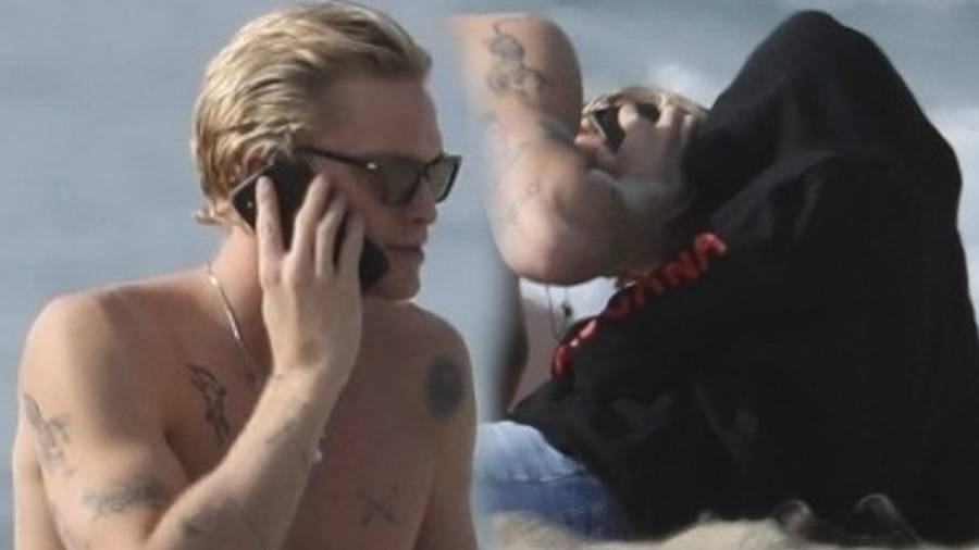Miley Cyrus i Cody Simpson wypoczywają na plaży w MALIBU. Nie szczędzą sobie uczuć