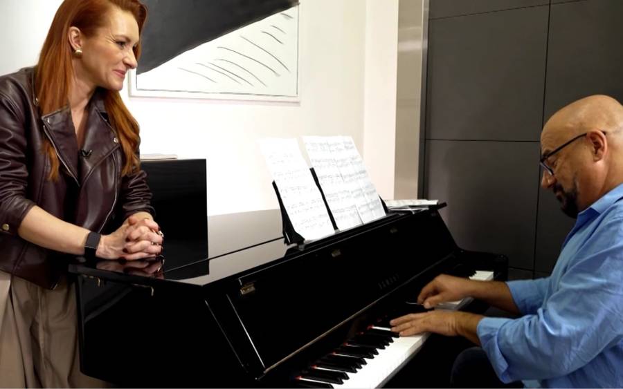 Dom Piotra Gąsowskiego to ponadczasowa klasyka. Tak mieszka gwiazda “TTBZ”