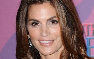 Cindy Crawford czy Amy Winehouse?