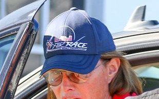 Bruce Jenner żyje już jak kobieta