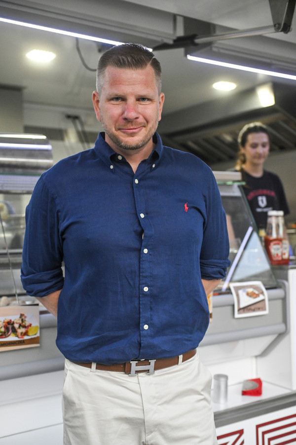 Najlepiej dla niego, aby zniknął z mediów