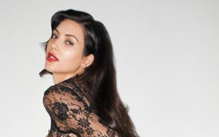 Kim Kardashian zupełnie naga! (FOTO)