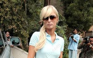 Paris Hilton wybielona