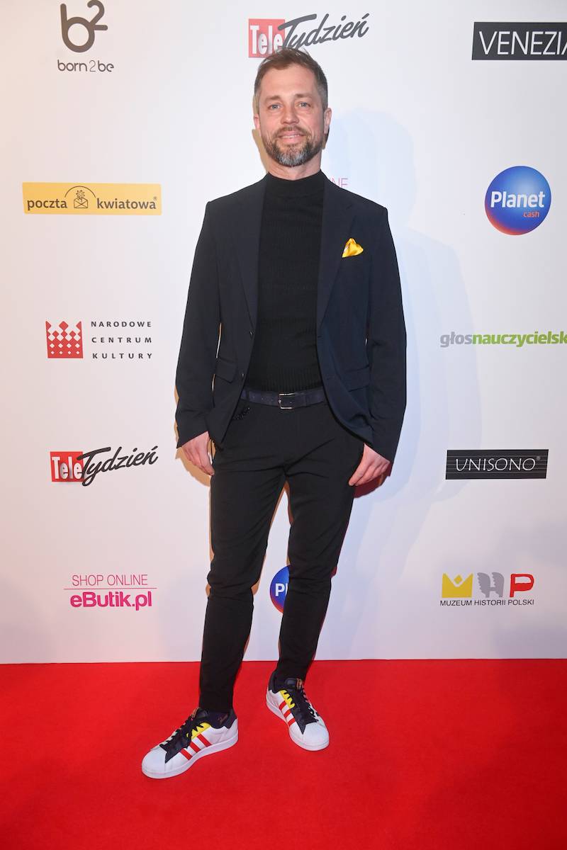 Premiera filmu “Marzec ’68”. Joanna Racewicz zmienia się coraz bardziej… (ZDJĘCIA)