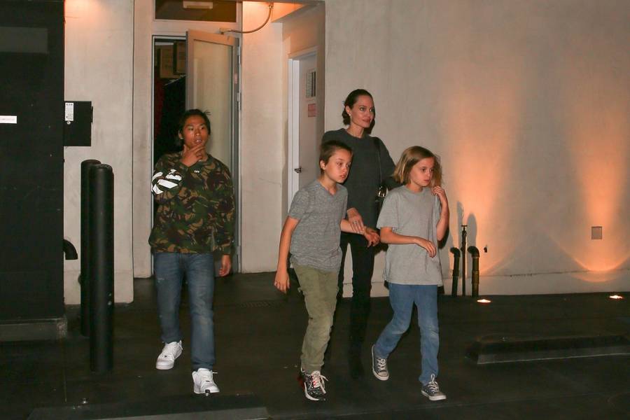 Angelina nie potrafiła ukryć przygnębienia. To nie był idealny obiad rodzinny