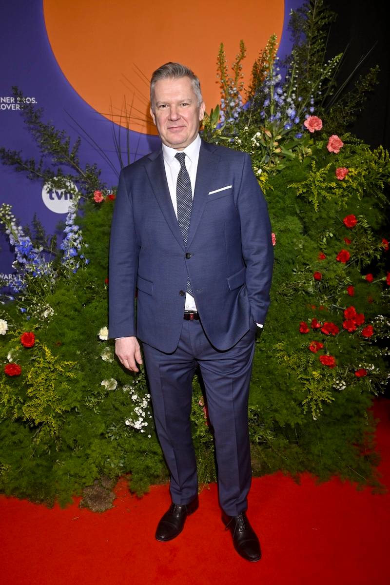 Wiosenna ramówka TVN. Sylwia Gliwa w “slip dress”, Wieniawa w jednej nogawce, Koroniewska kusi w mini