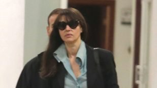 Monica Bellucci poza czerwonym dywanem – równie piękna? (FOT