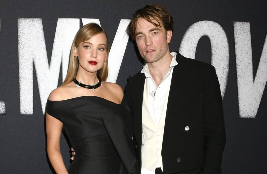 Robert Pattinson po długiej przerwie powrócił na czerwony dywan! U boku zamiast ukochanej, znana aktorka (FOTO)