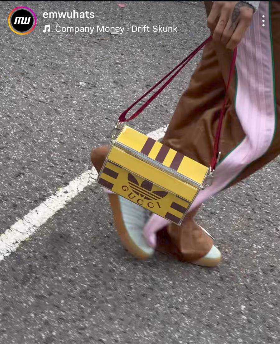 Torebki z pudełek drogi marek u Emwuhats, fot. Instagram