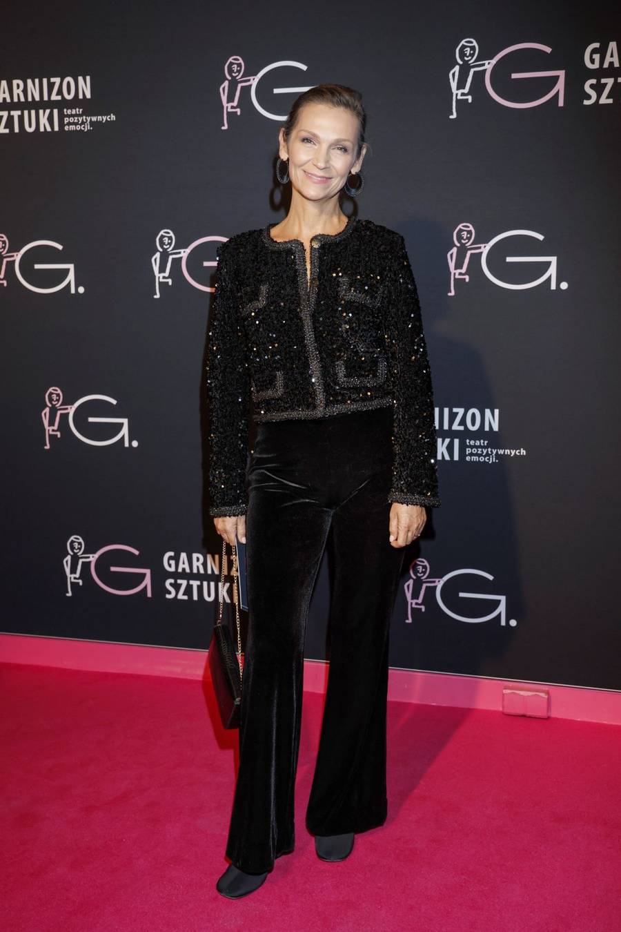 Premiera spektaklu “Moja wersja prawdy”. Beata Tadla z ukochanym, odważna Jastrzębska, księżniczkowa Kazadi…(FOTO)