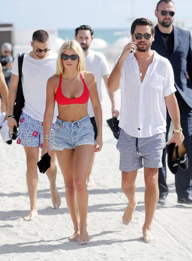 Koniec sielanki! Scott już rozgląda się za innymi kobietami?