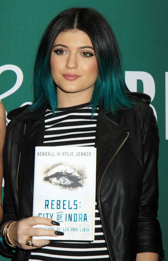 Gwiazdy w niebieskich włosach