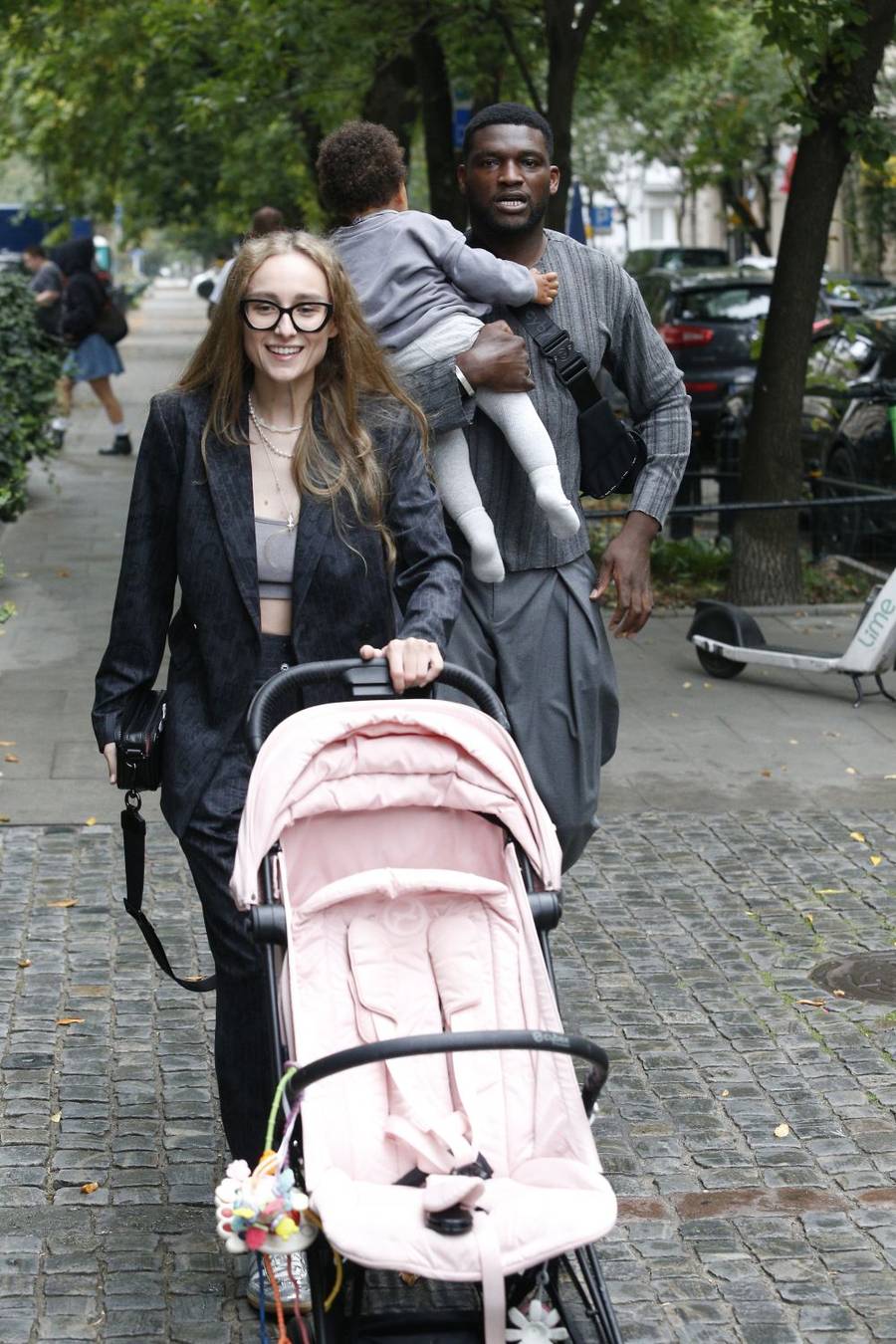 Zatrzęsienie gwiazd w “DDTVN” i “Mówię Wam”! Beata Kozidrak, Englert z żoną, Zając z ukochanym…(FOTO)