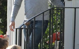 Tobey Maguire przyłapany z rodzinką (FOTO)